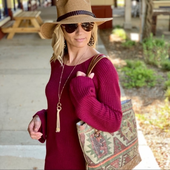 LAST ONE Black Vegan Suede Fringe Pendant Necklace - Picture 2 of 2